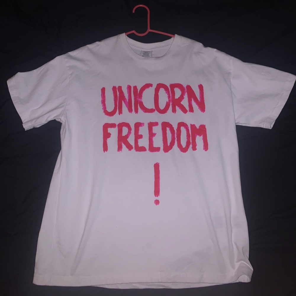 Vetements Unicorn Freedom T-Shirt For Sale!